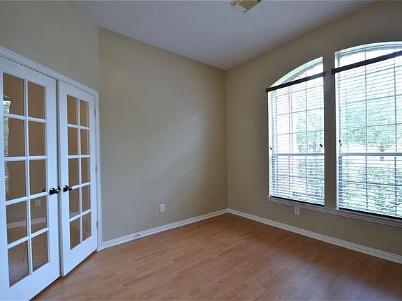 4th image of 1292 Evening Bay Ln