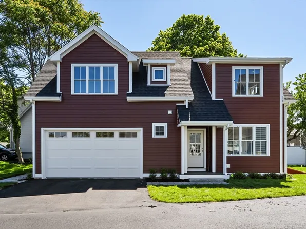 40 Lyons St #40, Quincy, MA 02169