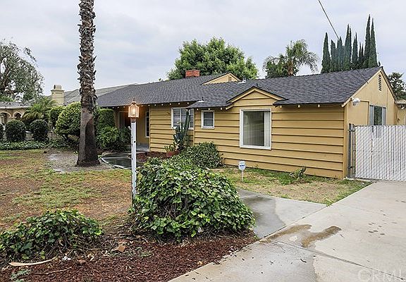 5th image of 3227 E Virginia Ave