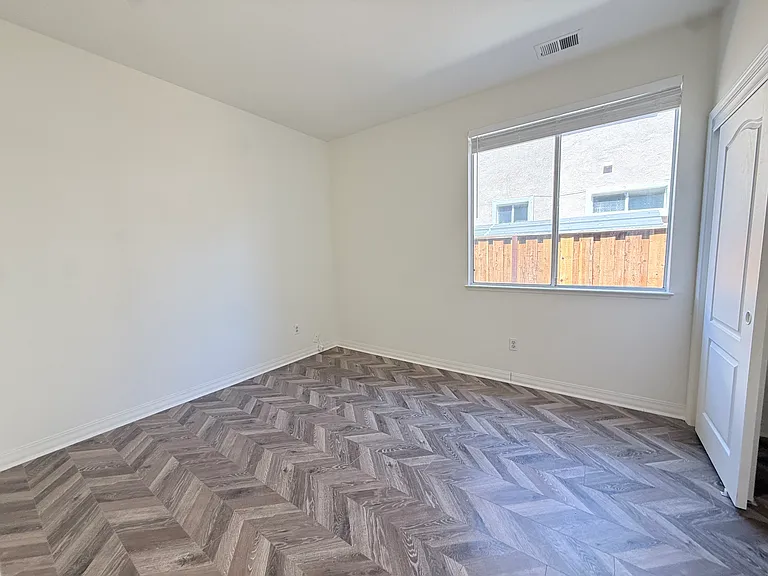 34469 Valley Oaks Loop — Photo 8