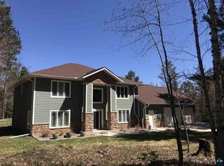 1741 Maple St, Ely, MN 55731