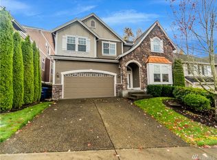 719 S 38th Ct, Renton, WA 98055