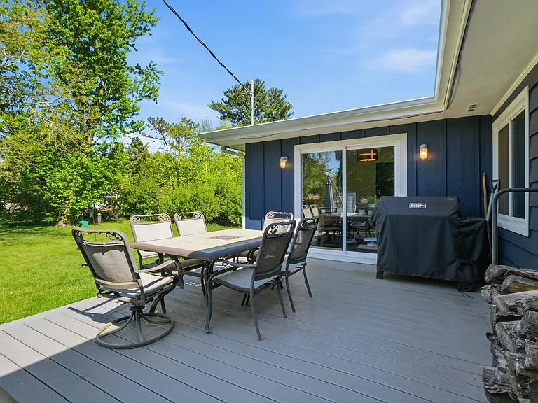 Back deck of 5122 Marathon Dr