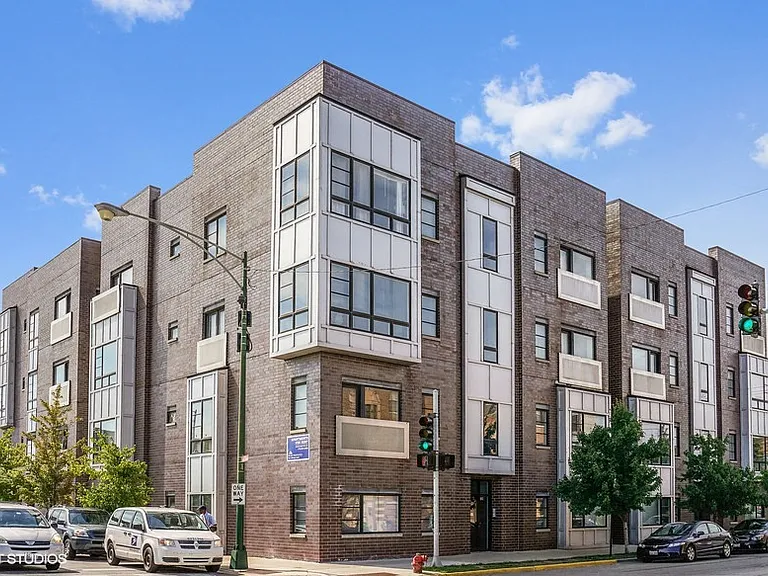 38-44 N. Paulina St. / 1710-1714 W. Warren Blvd. — Photo 8