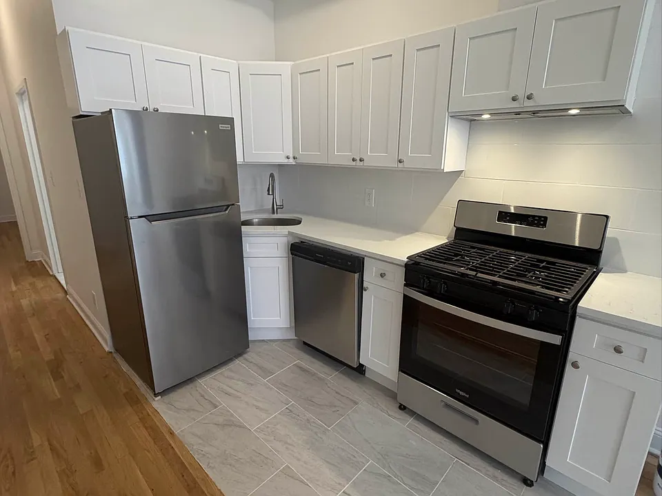 1693 Lexington Ave #2C