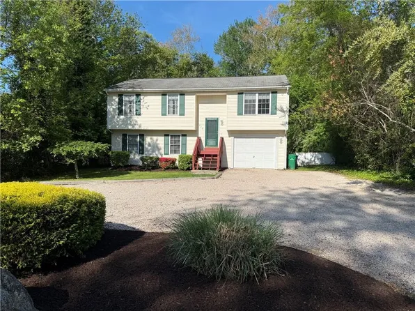 1676 Kingstown Rd, South Kingstown, RI 02879