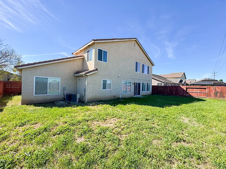 1033 Chenin Blanc St — Photo 18