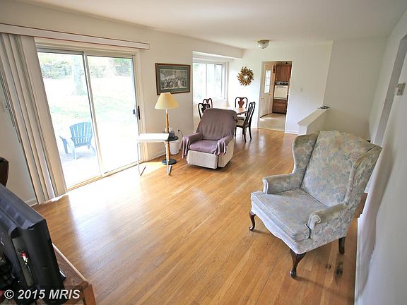3rd image of 4010 Simms Dr