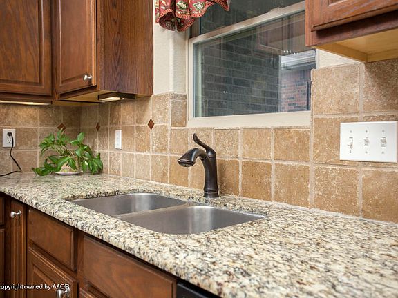 5th image of 8403 English Bay Pkwy