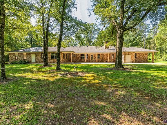 3rd image of 66177 Live Oak Rd