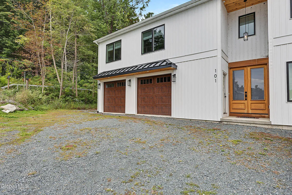 1 bed, 1.0 bath, 540 sqft, $2,100 — Photo 2