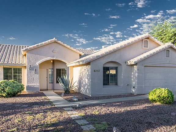 3rd image of 1653 W Calle Carinosa