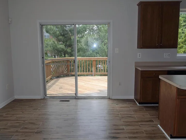13108 Park Crescent Cir — Photo 10