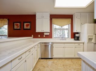 9555 Thoroughbred Ln, Colorado Springs, CO 80908