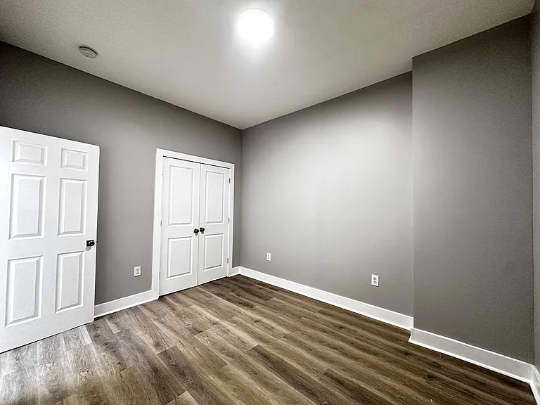 372 Forrest St #2E — Photo 8