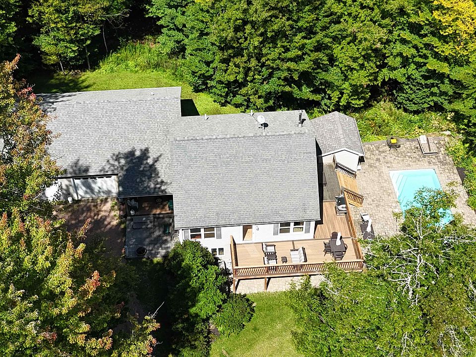 1st image of 422 Hayden Hill Road E