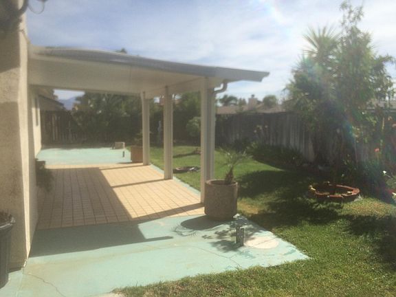 3rd image of 2411 W Calle Vista Dr