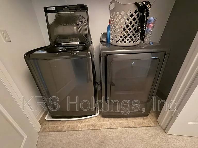 1517 Rollesby Way #24 — Photo 7