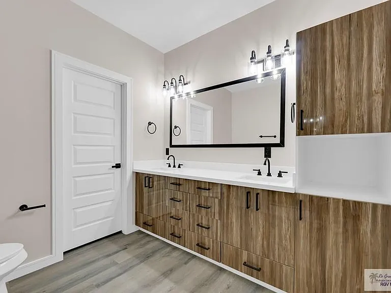 3330 Calle Bolivia — Photo 13