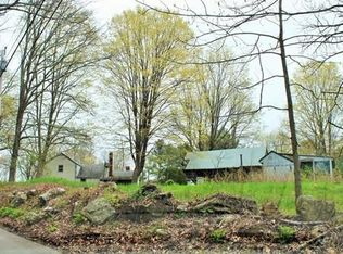 240 Torrey Rd, Southbridge, MA 01550