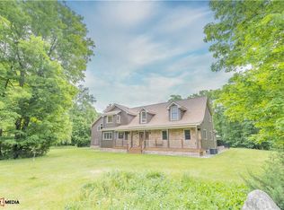 5 Lower Meadow Dr, West Granby, CT 06090