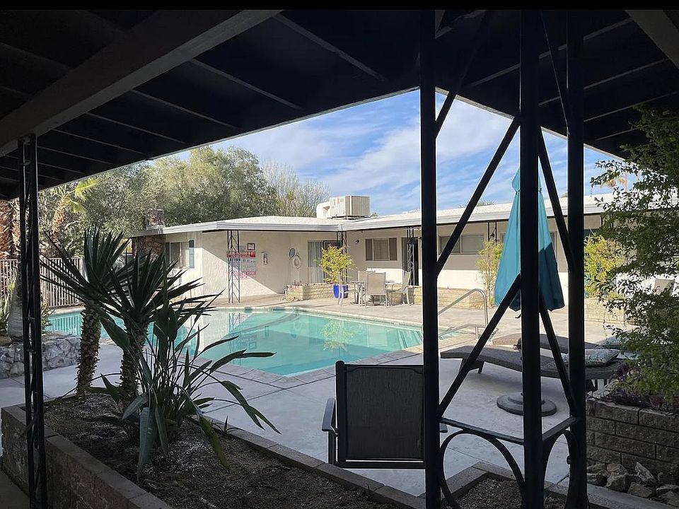 Perched directly on the pool deck for easy access and a beautiful start to everyday!