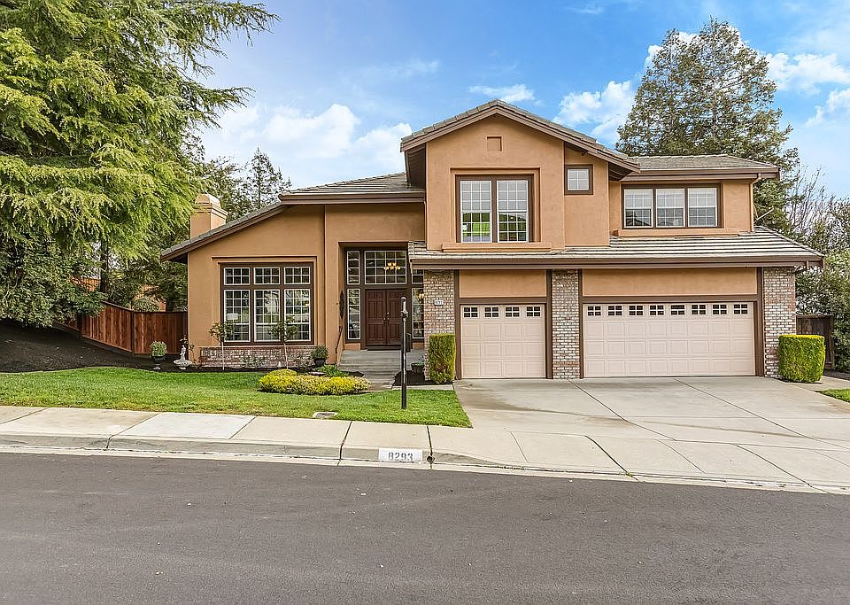 1st image of 8293 Brittany Dr