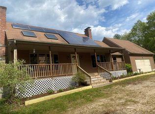 60 Demers Rd, Moosup, CT 06354