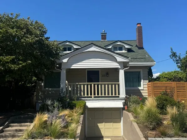 2031 N Killingsworth St, Portland, OR 97217