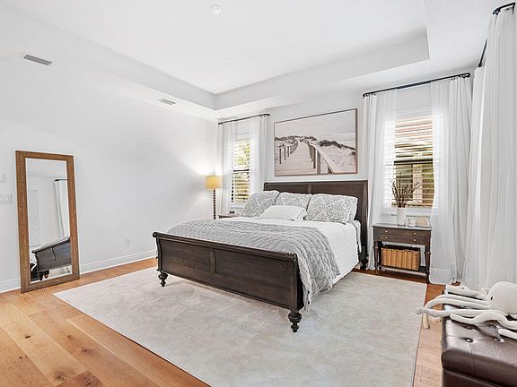 4th image of 3231 Casterton Drive