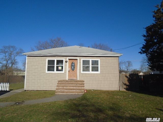 1st image of 957 Baeck St