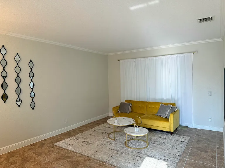 6566 Spring Meadow Dr — Photo 14