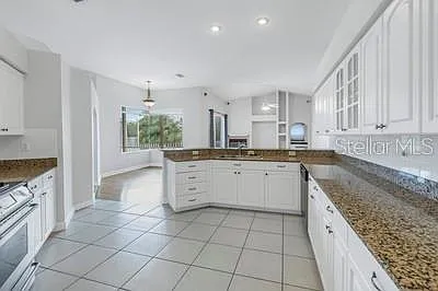 7380 Pebble Beach Ln — Photo 24