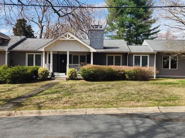 7516 Glenriddle Rd, Bethesda, MD 20817