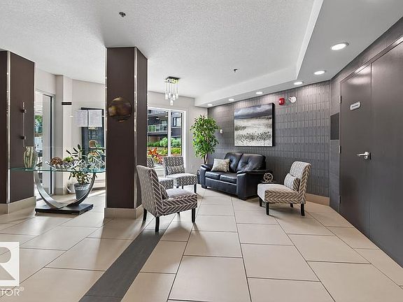 2nd image of 35 Sturgeon Rd #303