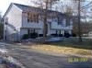 291 Shag Bark Rd, Taunton, MA 02780