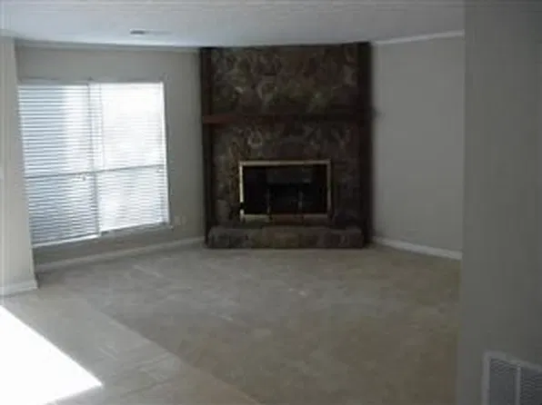 1372 Mountain Overlook Ct, Marietta, GA 30066