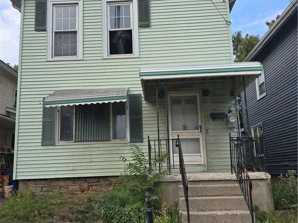 62 Grand St, Lockport, NY 14094