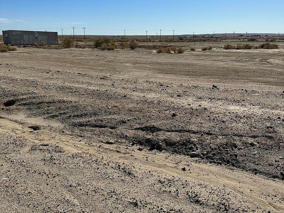 1st image of 1021 Desert Manor Ave