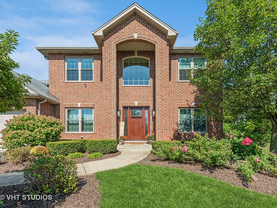 1st image of 17921 S Beechwood Ct