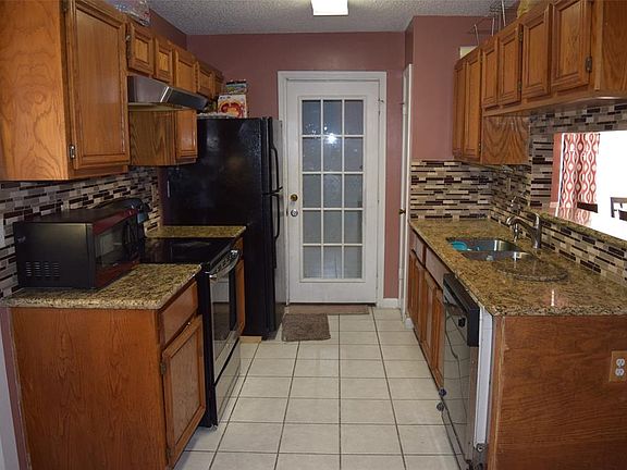 4th image of 2107 Hazyknoll Ln