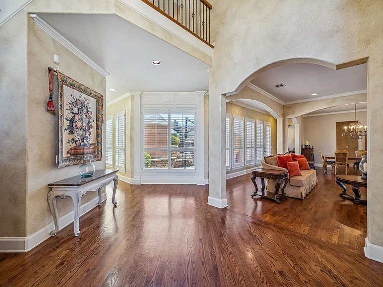 5012 Kirkland Ct — Photo 4