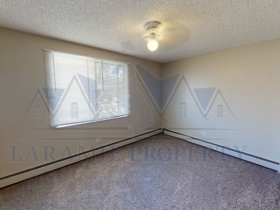 4th image of 409 S 26th St APT 18