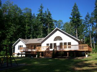 147 W Dry Lake Rd, Camano Island, WA 98282