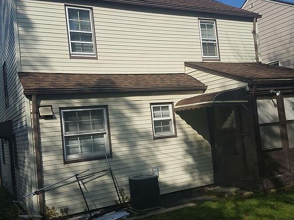 4th image of 3704 Monticello Blvd