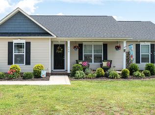 320 Bent Tree Ln, Dunn, NC 28334