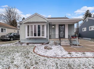 29564 Sheridan St, Garden City, MI 48135