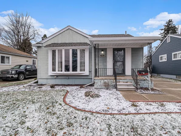 29564 Sheridan St, Garden City, MI 48135