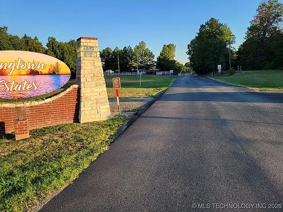 5th image of Hummingbird Ln