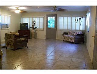 4th image of 167 N Corby Dr